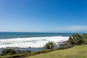Ocean Pearl at Chakas Cove - Beachfront Apartment